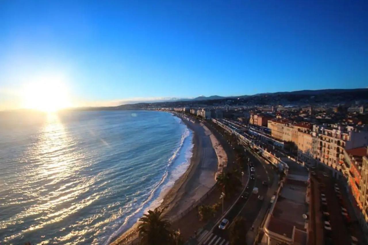 Typique - 2 Bedrooms,typical Apartment-old Town Nizza