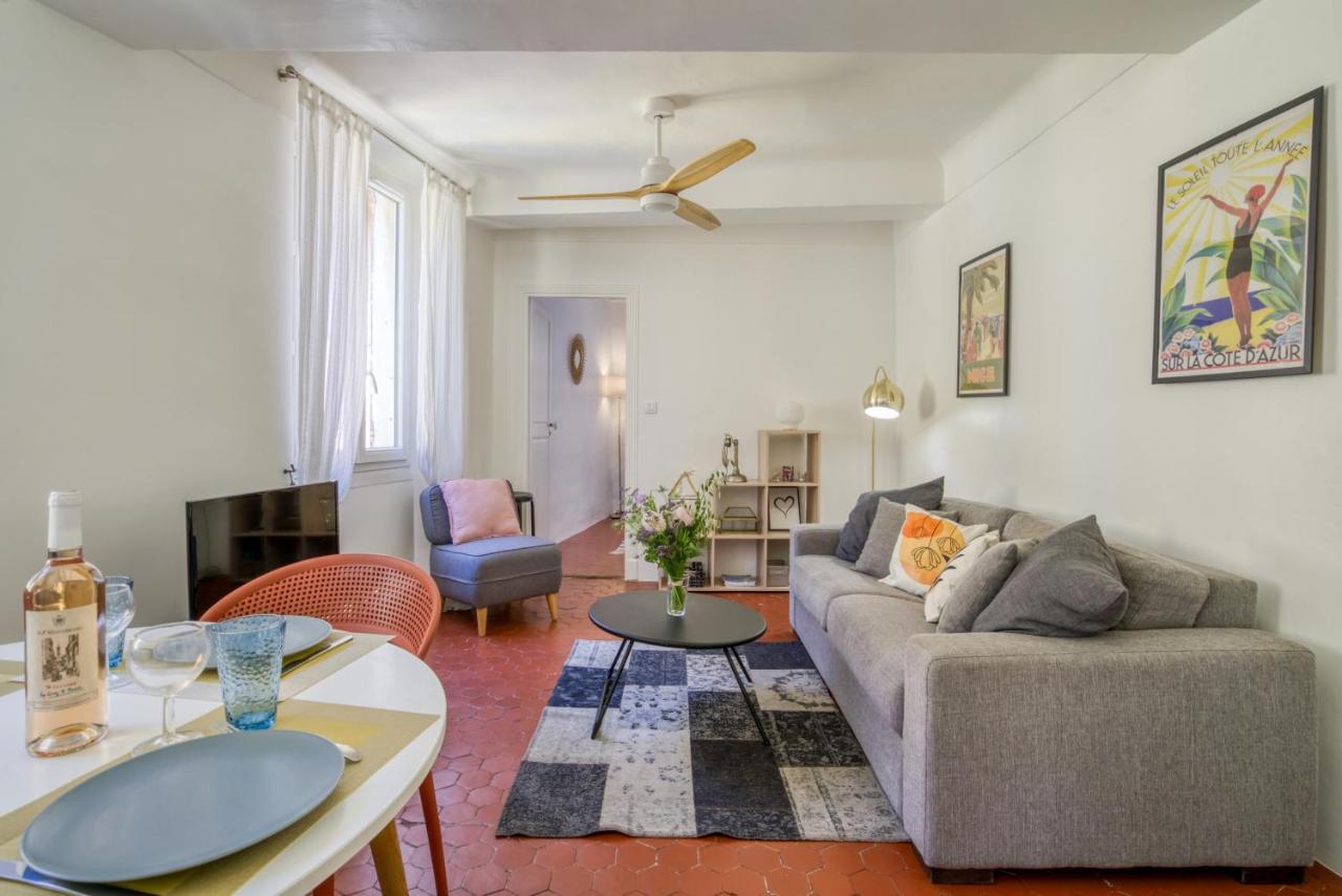 Apartment Typique - 2 Bedrooms,typical Apartment-old Town Nizza